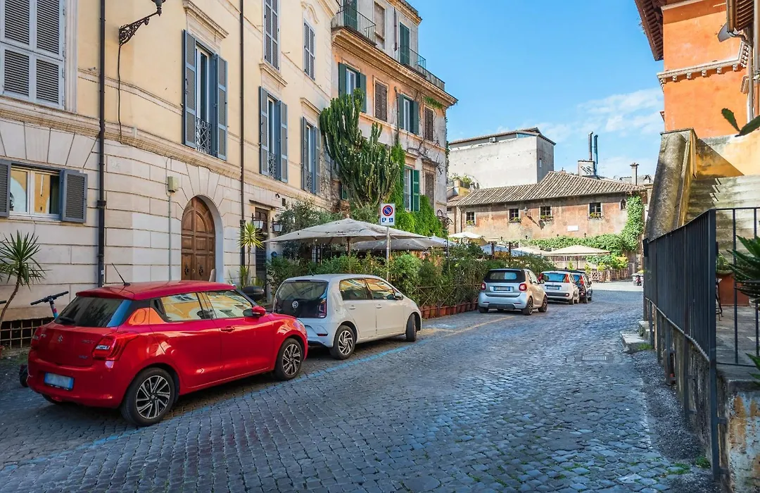 Authentic Trastevere Loft - Near Rome Historic Centre-1